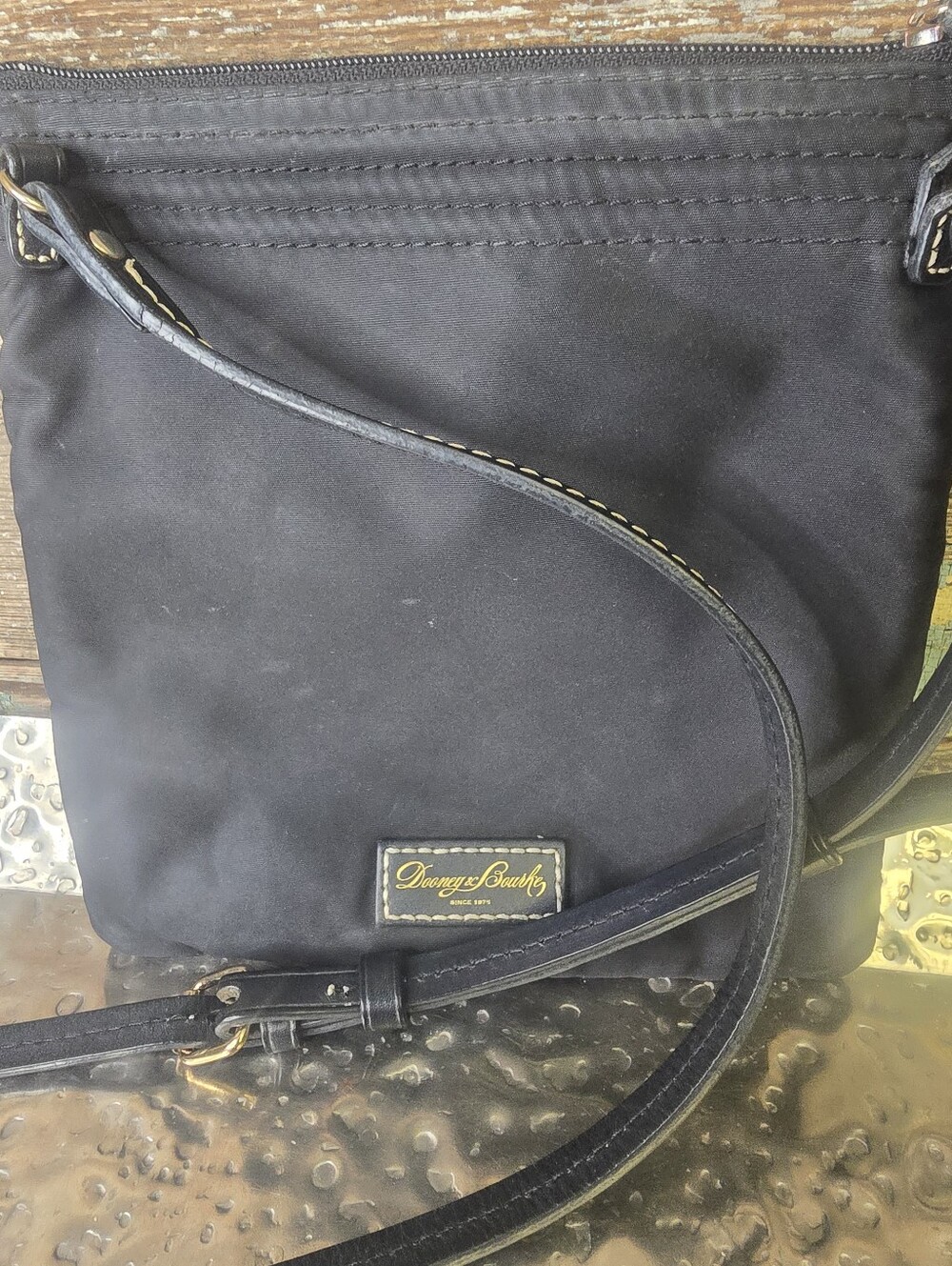 Dooney & Bourke Black Nylon Triple Zip Crossbody Bag Pink Lining - Picture 2 of 7